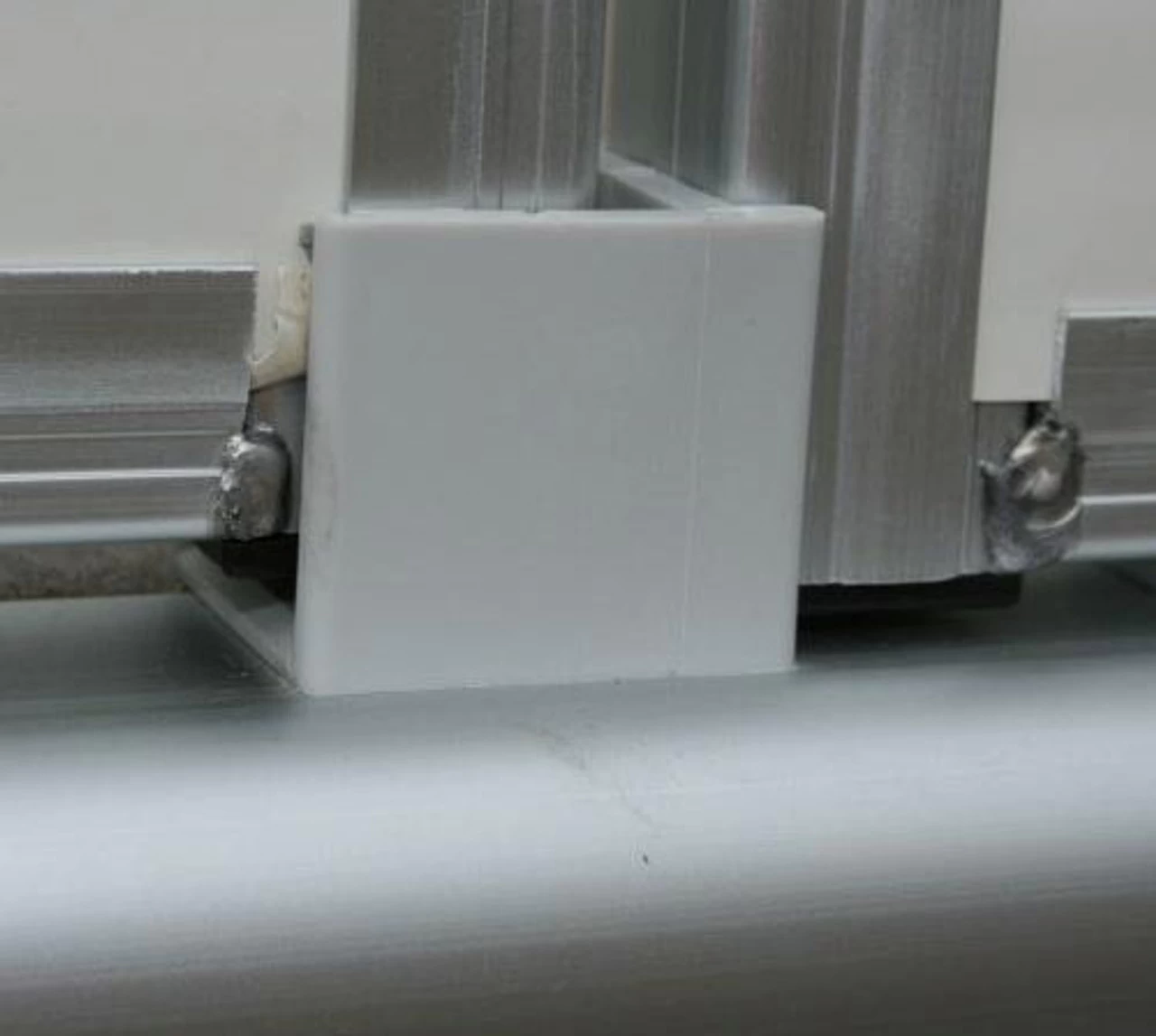 T-H Marine Door Stop With Ribs - Image 2